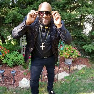 Meet your Posher, Oneil